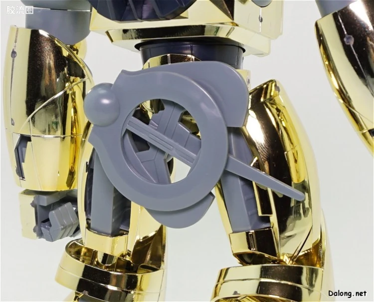 ∀高达拼装模型 1/100 02 MRC-F20 苏摩金色型 - 图片