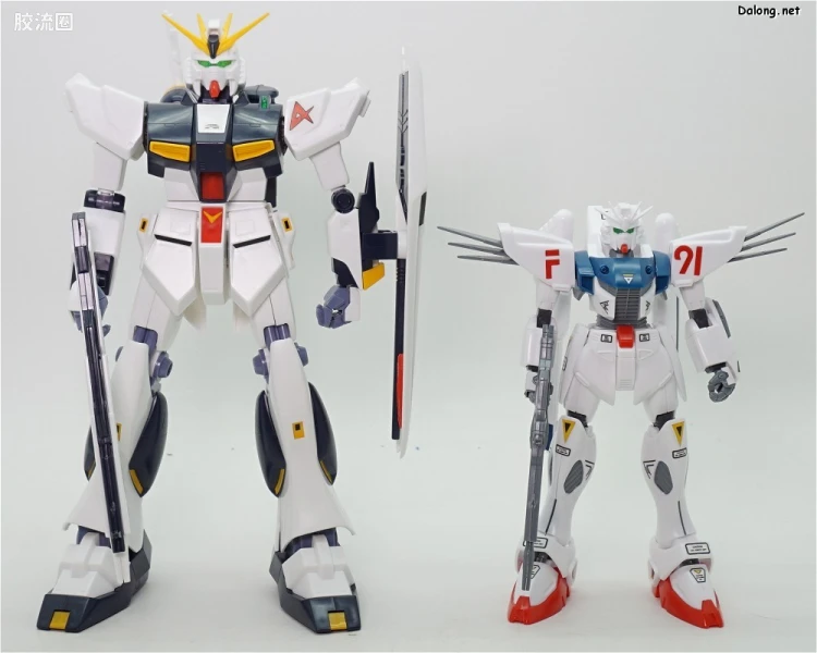 机动战士高达高达F91拼装模型 1/100 05 F91 高达F91 - 图片