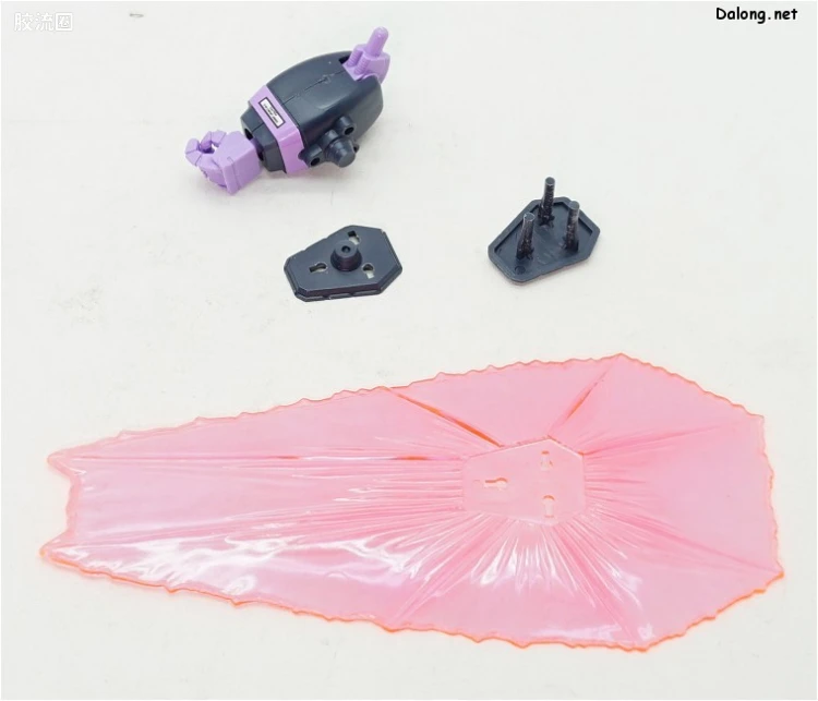 机动战士高达高达F91拼装模型 1/100 06 XM-05 贝尔格·基罗斯 - 图片