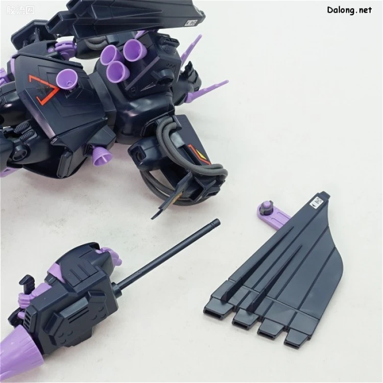 机动战士高达高达F91拼装模型 1/100 06 XM-05 贝尔格·基罗斯 - 图片