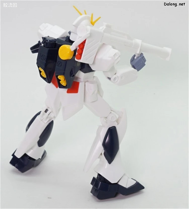 机动战士高达 逆袭的夏亚拼装模型 1/144 01 RX-93 ν高达 - 图片