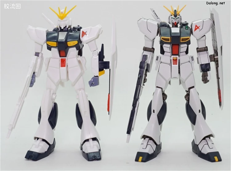 机动战士高达 逆袭的夏亚拼装模型 1/144 01 RX-93 ν高达 - 图片