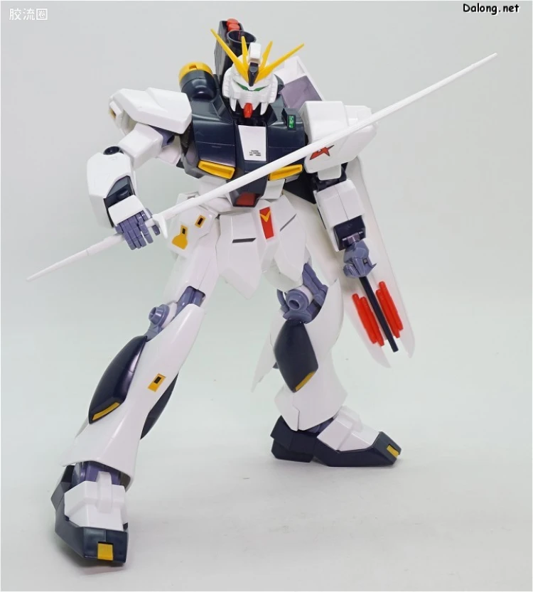 机动战士高达 逆袭的夏亚拼装模型 1/100 10 RX-93 ν高达浮游炮装备型 - 图片
