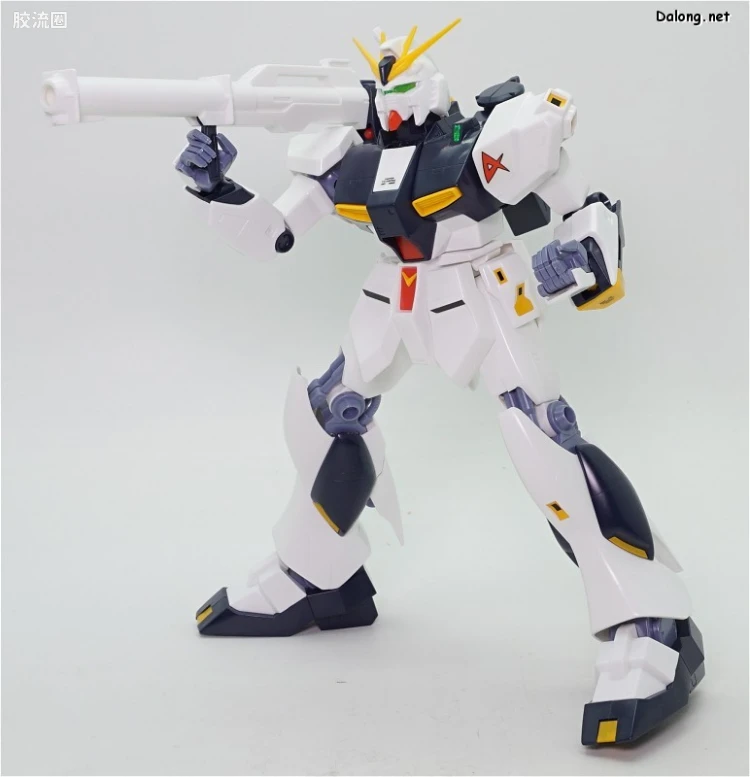 机动战士高达 逆袭的夏亚拼装模型 1/100 10 RX-93 ν高达浮游炮装备型 - 图片