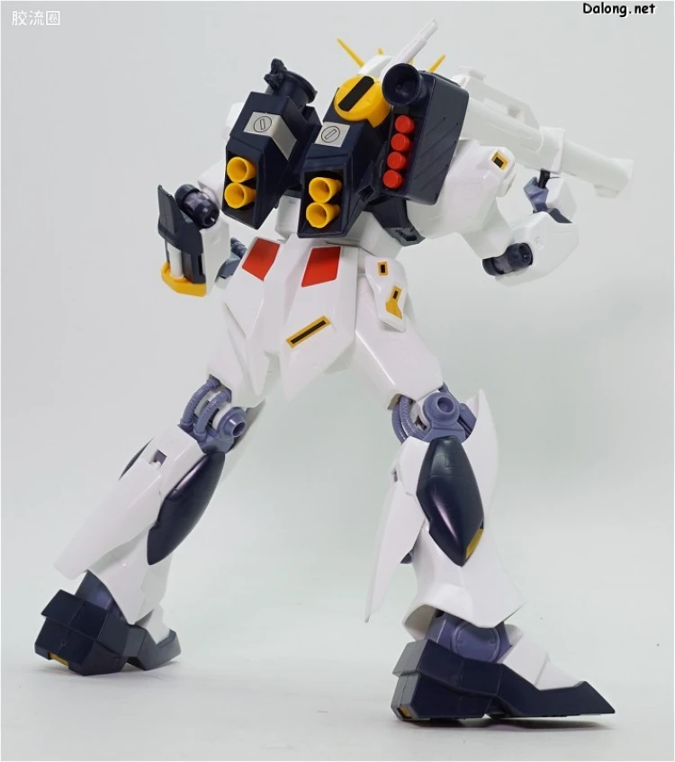 机动战士高达 逆袭的夏亚拼装模型 1/100 10 RX-93 ν高达浮游炮装备型 - 图片