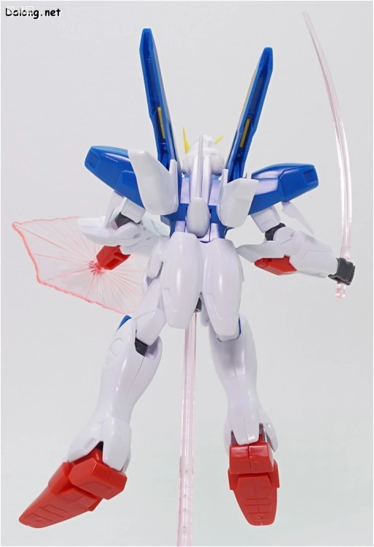 机动战士V高达拼装模型 1/144 09 LM314V21 V2高达 - 图片