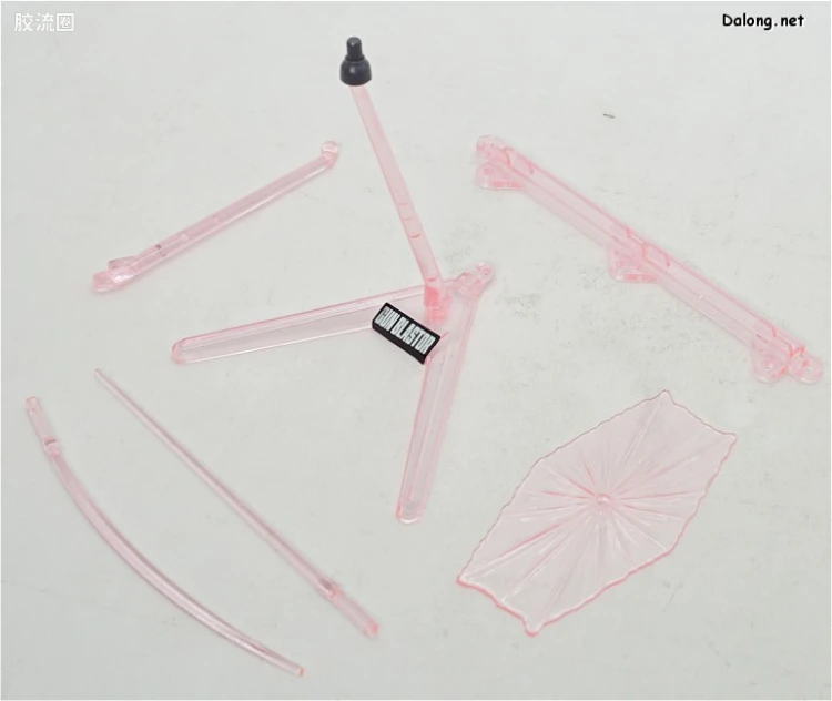 机动战士V高达拼装模型 1/144 11 LM111E03 钢布拉斯塔 - 图片