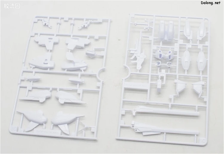 机动战士V高达拼装模型 HQ 1/144 16 LM314V23 V2 Buster高达 - 图片