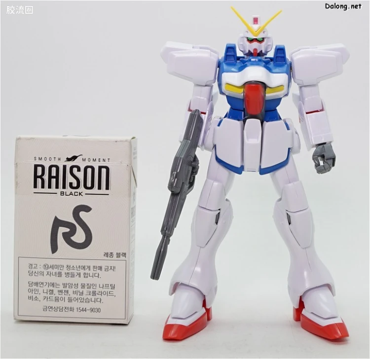 机动战士V高达拼装模型 HG 1/100 01 LM312V04 V高达 - 图片