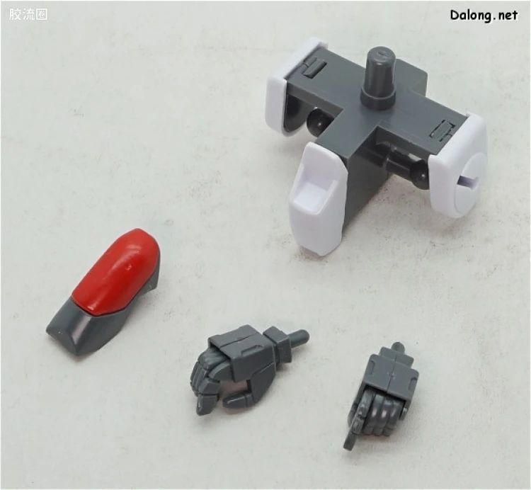 机动战士V高达拼装模型 HG 1/100 01 LM312V04 V高达 - 图片