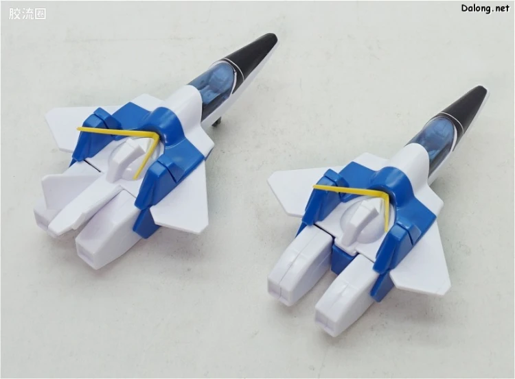 机动战士V高达拼装模型 HG 1/100 02 LM312V04+SD-VB03A V-DASH高达 - 图片
