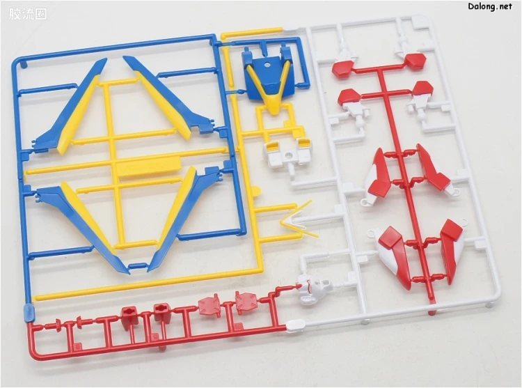 机动战士V高达拼装模型 HG 1/100 04 LM314V21 V2高达 - 图片