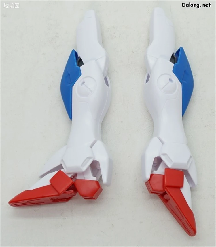 机动战士V高达拼装模型 HG 1/100 04 LM314V21 V2高达 - 图片
