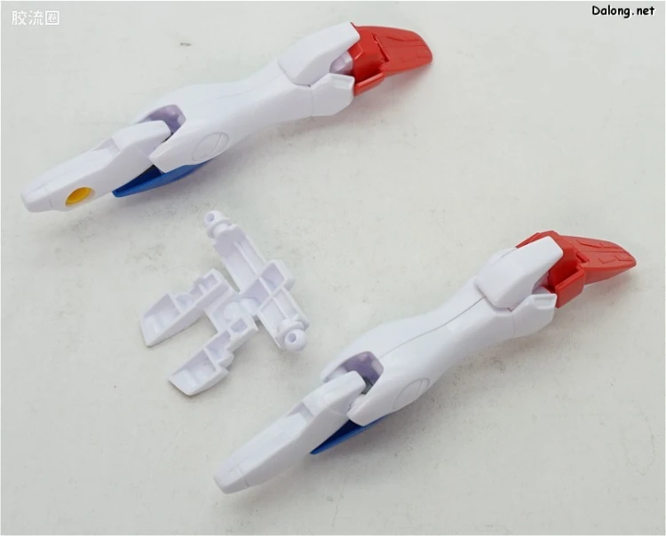 机动战士V高达拼装模型 HG 1/100 04 LM314V21 V2高达 - 图片
