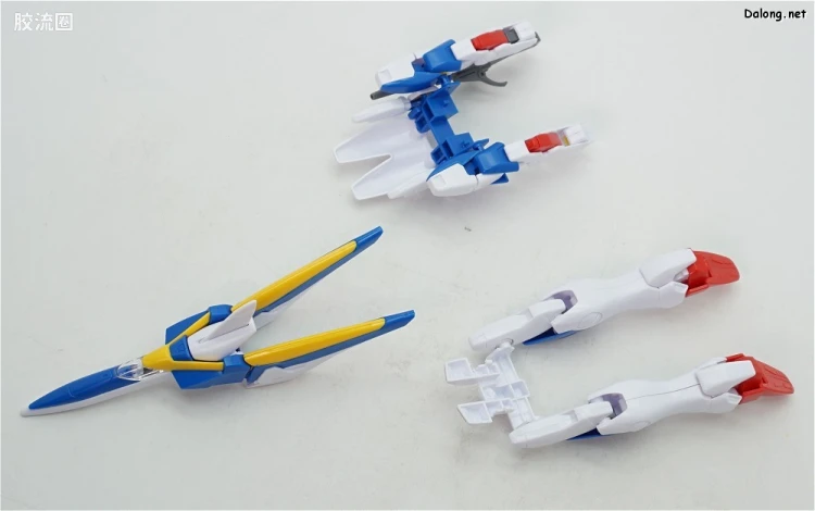 机动战士V高达拼装模型 HG 1/100 04 LM314V21 V2高达 - 图片