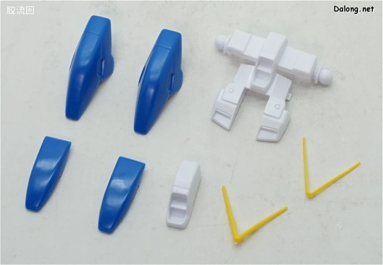 机动战士V高达拼装模型 HG 1/100 06 LM314V24 V2 Assault高达 - 图片