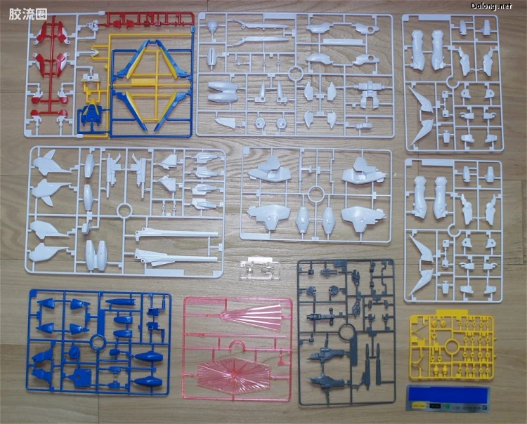 机动战士V高达拼装模型 HG 1/100 07 LM314V23 V2 Buster高达 - 图片