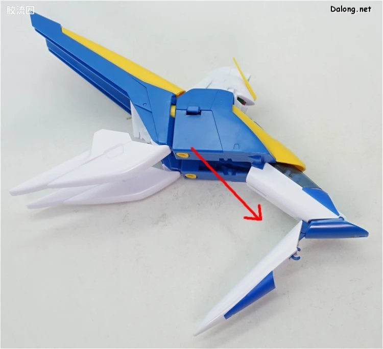 机动战士V高达拼装模型 HGEX 1/60 LM314V21 V2高达 - 图片