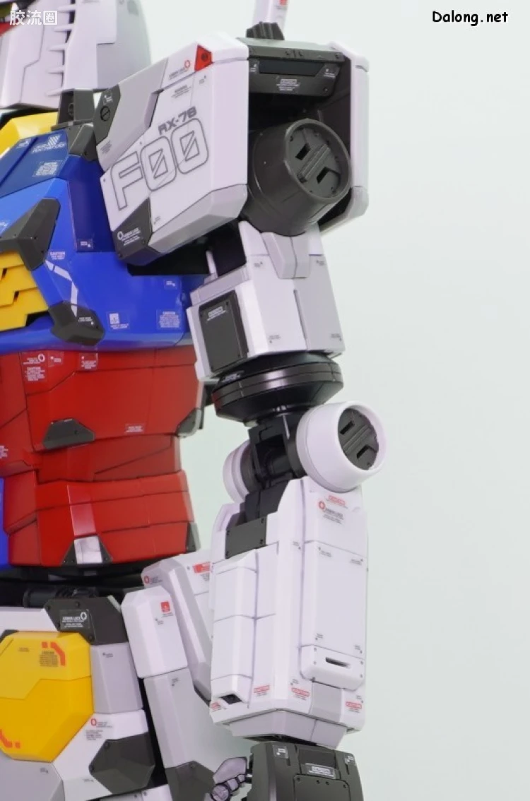 横滨高达工厂系列 1/48 RX-78F00 高达 - 图片