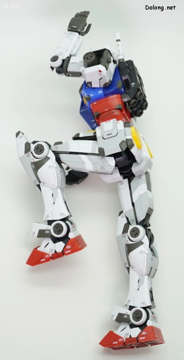 横滨高达工厂系列 1/48 RX-78F00 高达 - 图片