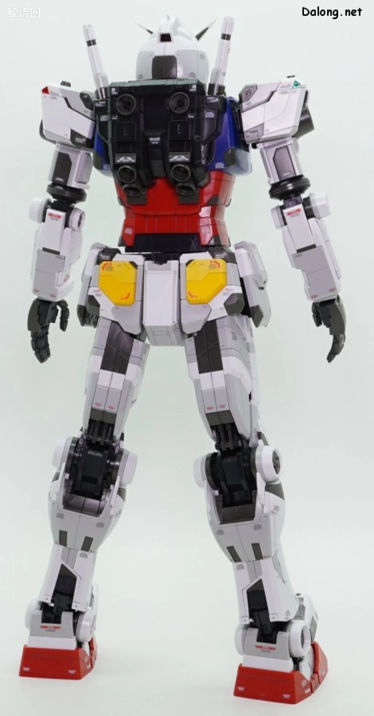 横滨高达工厂系列 1/48 RX-78F00 高达 - 图片