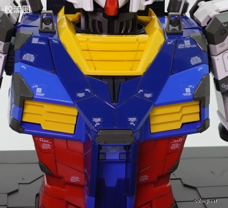 横滨高达工厂系列 1/48 RX-78F00 高达 拼装胸像 - 图片