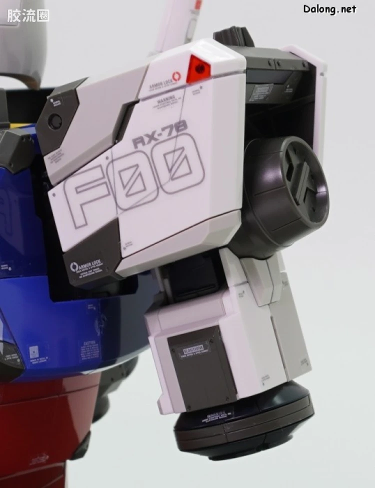 横滨高达工厂系列 1/48 RX-78F00 高达 拼装胸像 - 图片