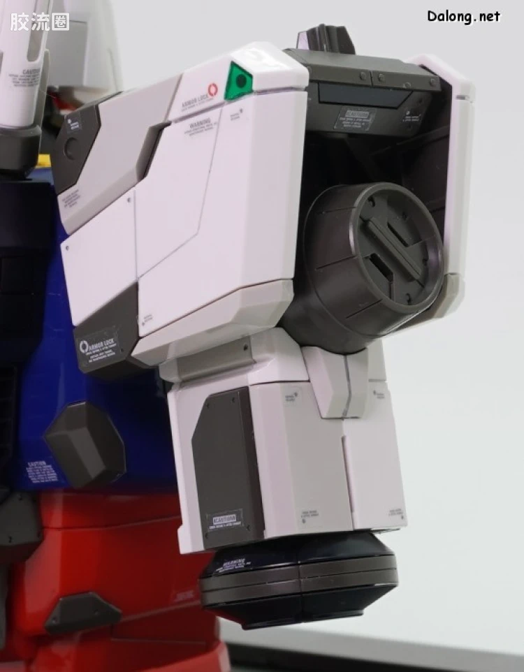横滨高达工厂系列 1/48 RX-78F00 高达 拼装胸像 - 图片