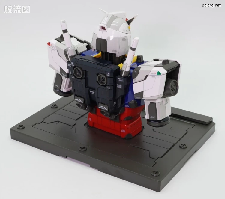 横滨高达工厂系列 1/48 RX-78F00 高达 拼装胸像 - 图片