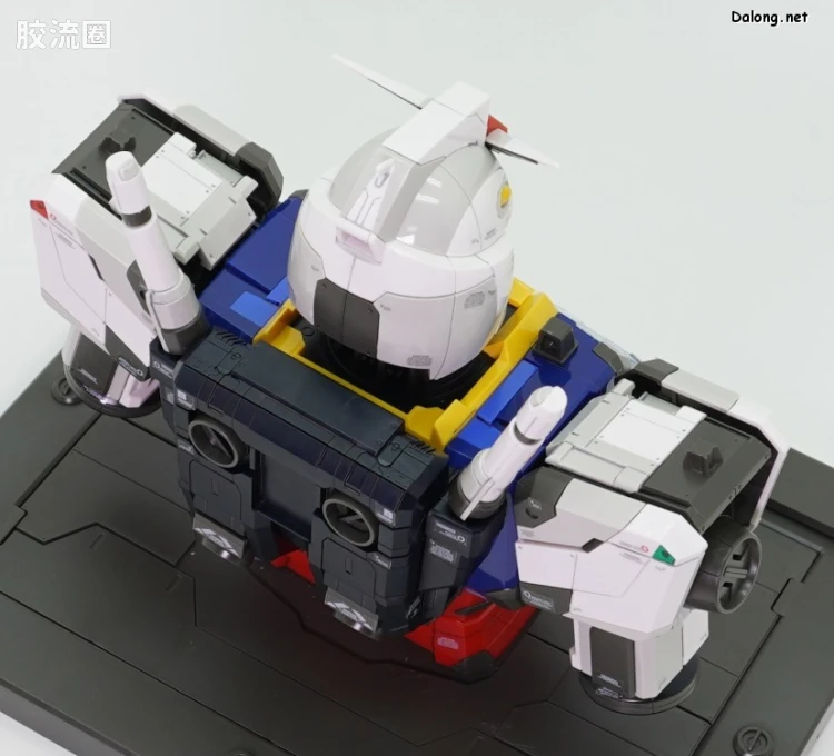 横滨高达工厂系列 1/48 RX-78F00 高达 拼装胸像 - 图片