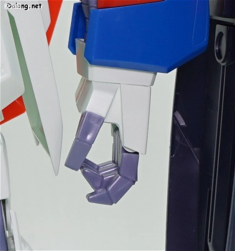 机动战士Z高达拼装模型 1/60 27 MSZ-006 Z高达 - 图片