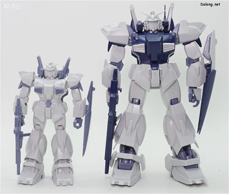 机动战士Z高达拼装模型 1/100 03 RX-178 高达MK-Ⅱ（奥古） - 图片