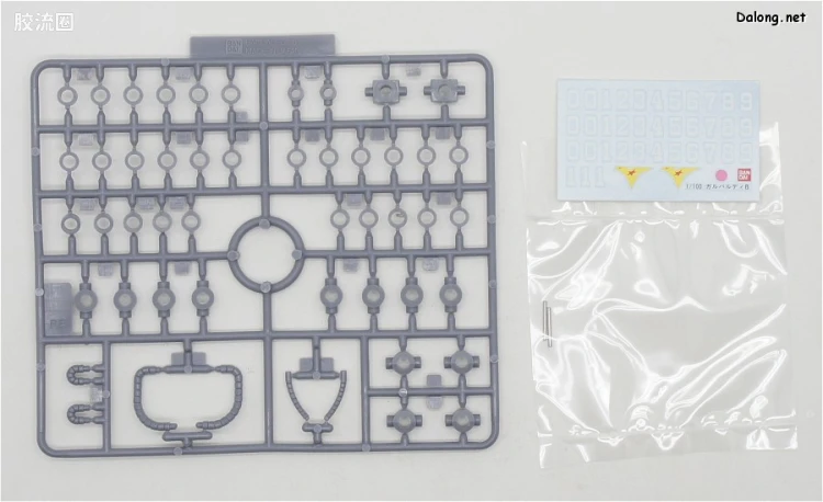 机动战士Z高达拼装模型 1/100 07 RMS-117 加里波第β - 图片