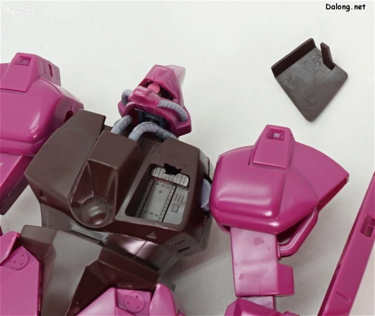 机动战士Z高达拼装模型 1/100 07 RMS-117 加里波第β - 图片