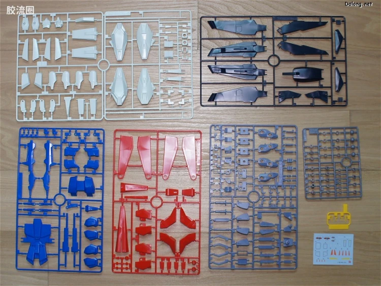 机动战士Z高达拼装模型 1/100 25 MSZ-006 Z高达 - 图片