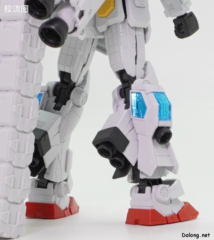 GUNDAM NEXT FUTURE PAVILION 系列 1/144 RX-78F00/E 高达(EX-001 玻璃羽翼装备) - 图片