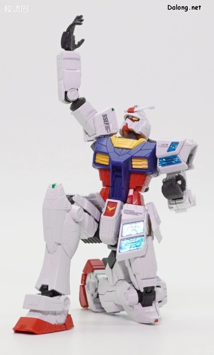 GUNDAM NEXT FUTURE PAVILION 系列 1/144 RX-78F00/E 高达(EX-001 玻璃羽翼装备) - 图片