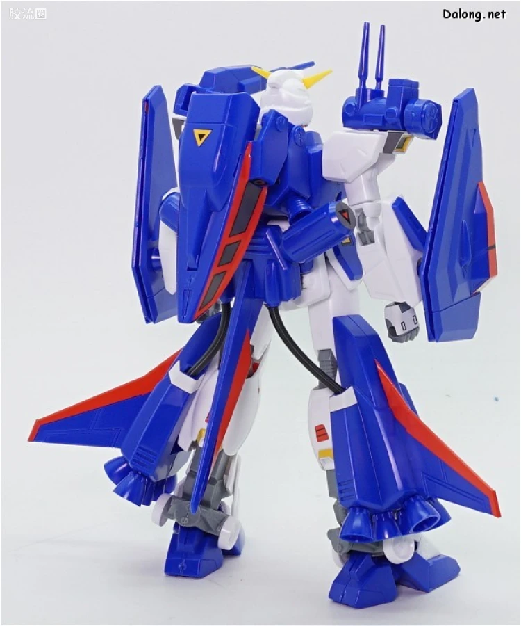 机动战士高达高达F90拼装模型 1/100 02 F90P 高达F90P - 图片