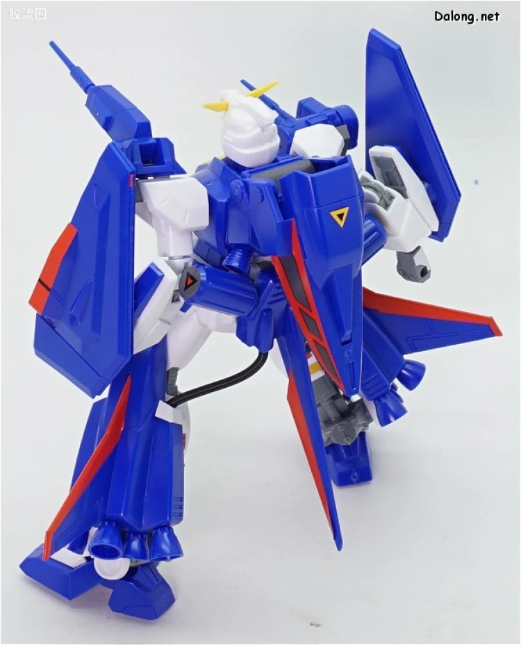 机动战士高达高达F90拼装模型 1/100 02 F90P 高达F90P - 图片