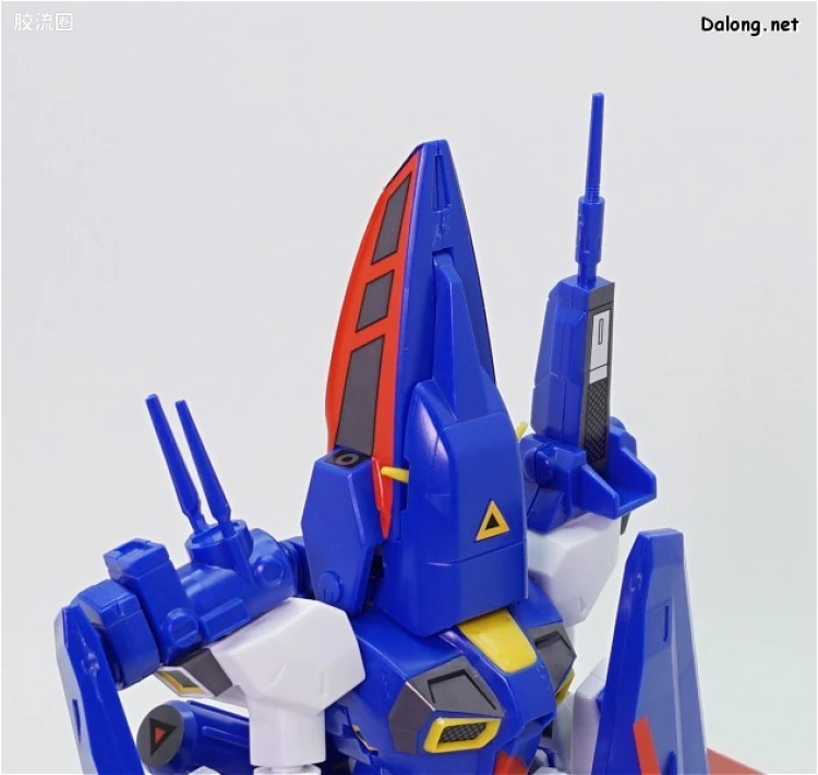 机动战士高达高达F90拼装模型 1/100 02 F90P 高达F90P - 图片