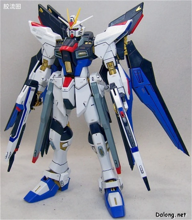 MG 官方豪华版 强袭自由高达 Full Burst Mode - 图片