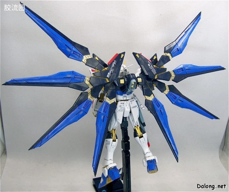 MG 官方豪华版 强袭自由高达 Full Burst Mode - 图片