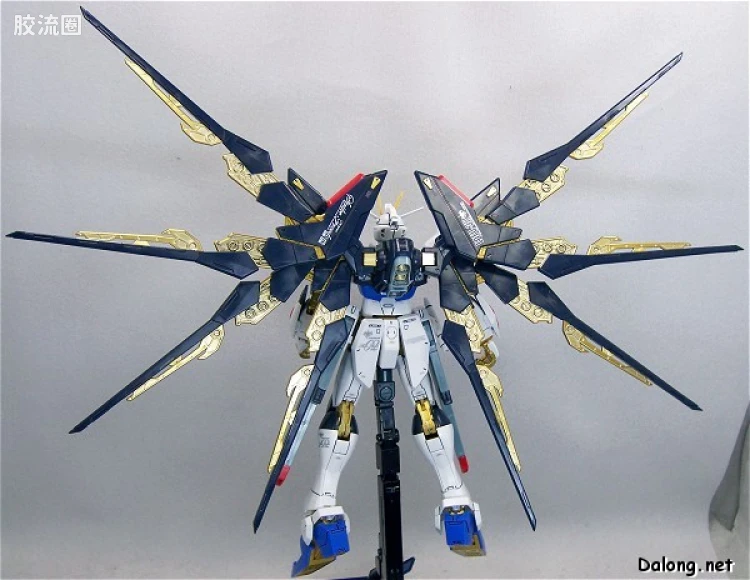 MG 官方豪华版 强袭自由高达 Full Burst Mode - 图片