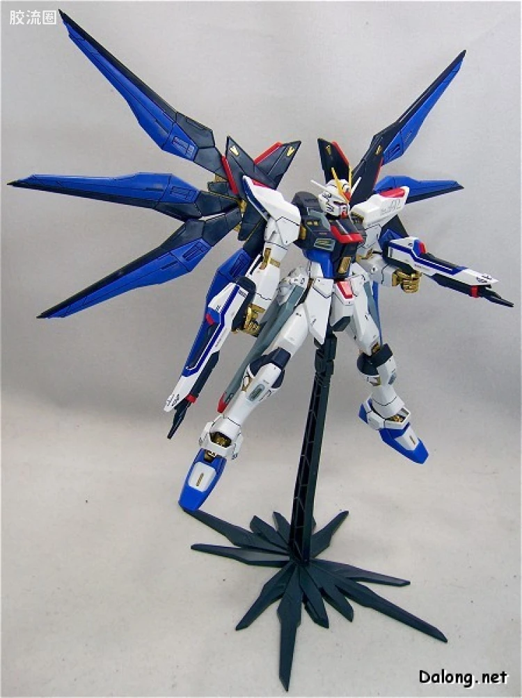 MG 官方豪华版 强袭自由高达 Full Burst Mode - 图片