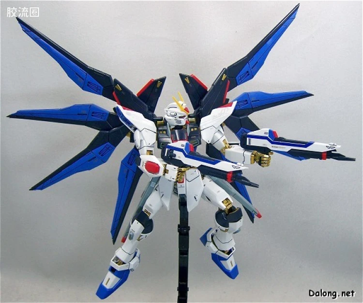 MG 官方豪华版 强袭自由高达 Full Burst Mode - 图片