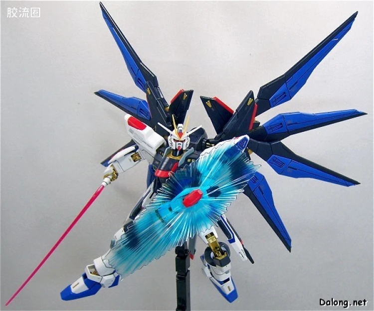 MG 官方豪华版 强袭自由高达 Full Burst Mode - 图片