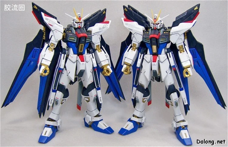 MG 官方豪华版 强袭自由高达 Full Burst Mode - 图片