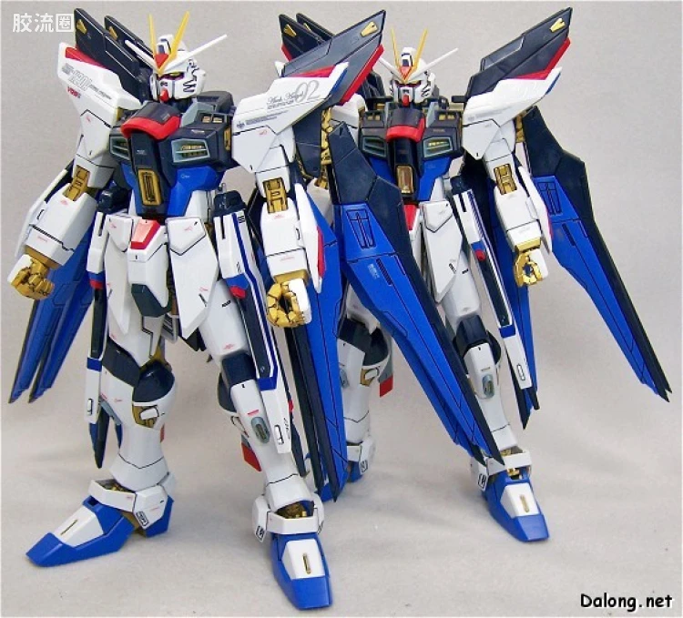MG 官方豪华版 强袭自由高达 Full Burst Mode - 图片