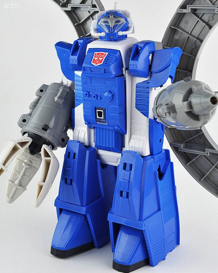 64 卫兵机器人 加德普