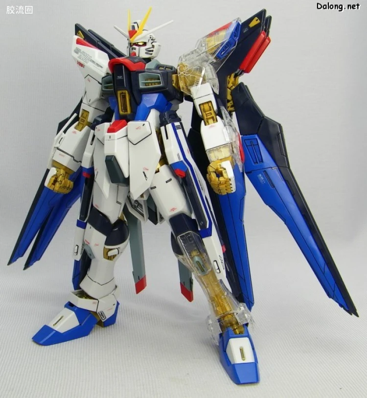 MG 高达30周年透明配件版 强袭自由高达 - 图片